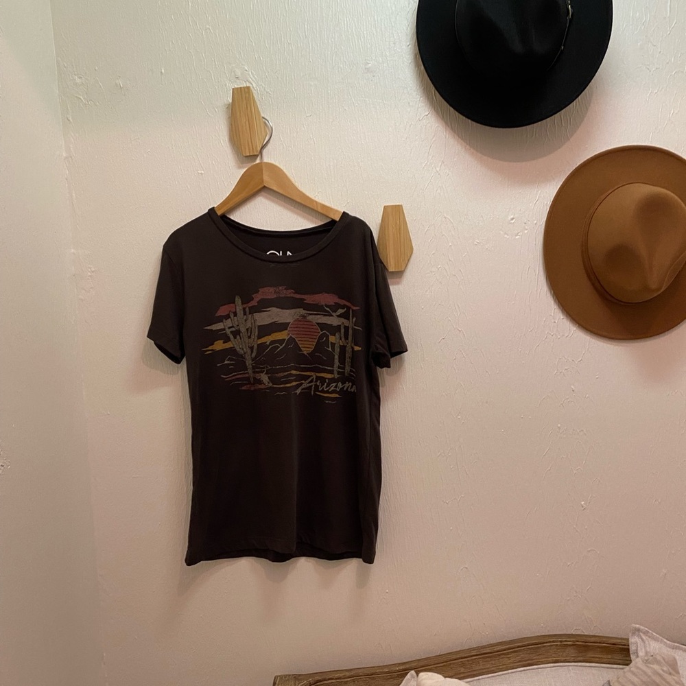 Evereve Chaser T-shirt